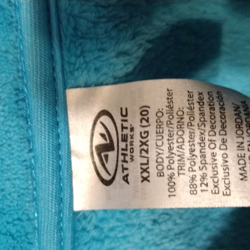 2/$8 Athletic Work Comfortable Women's fleece zipper front long sleeve jacket - Picture 2 of 4